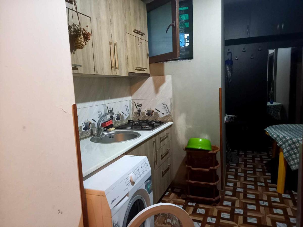 Apartment For Family Tbilisi Eksteriør billede